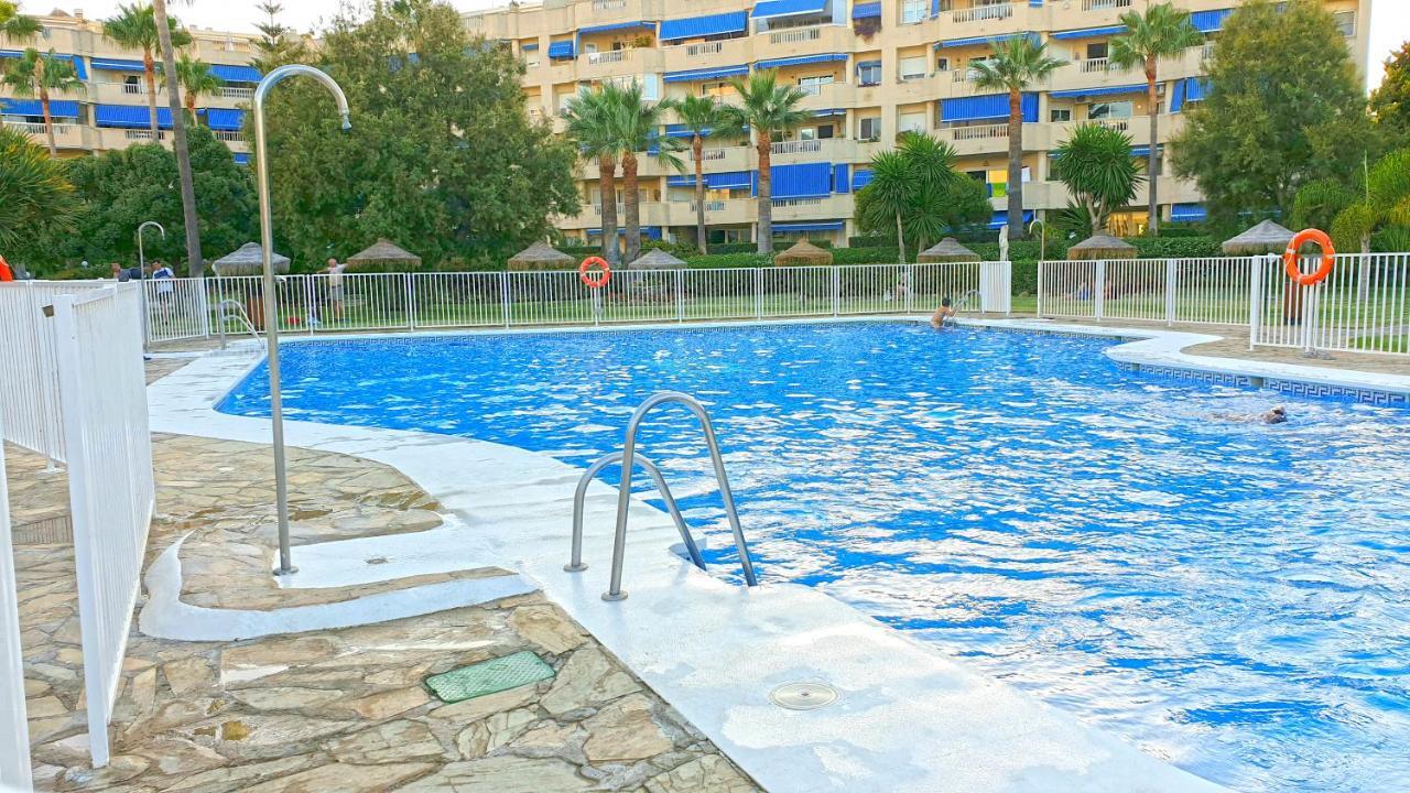 Golf Coast Los Alamos, Primera Linea De Playa Torremolinos Bagian luar foto